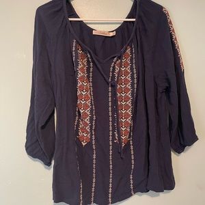 Size 2x navy breathable top.